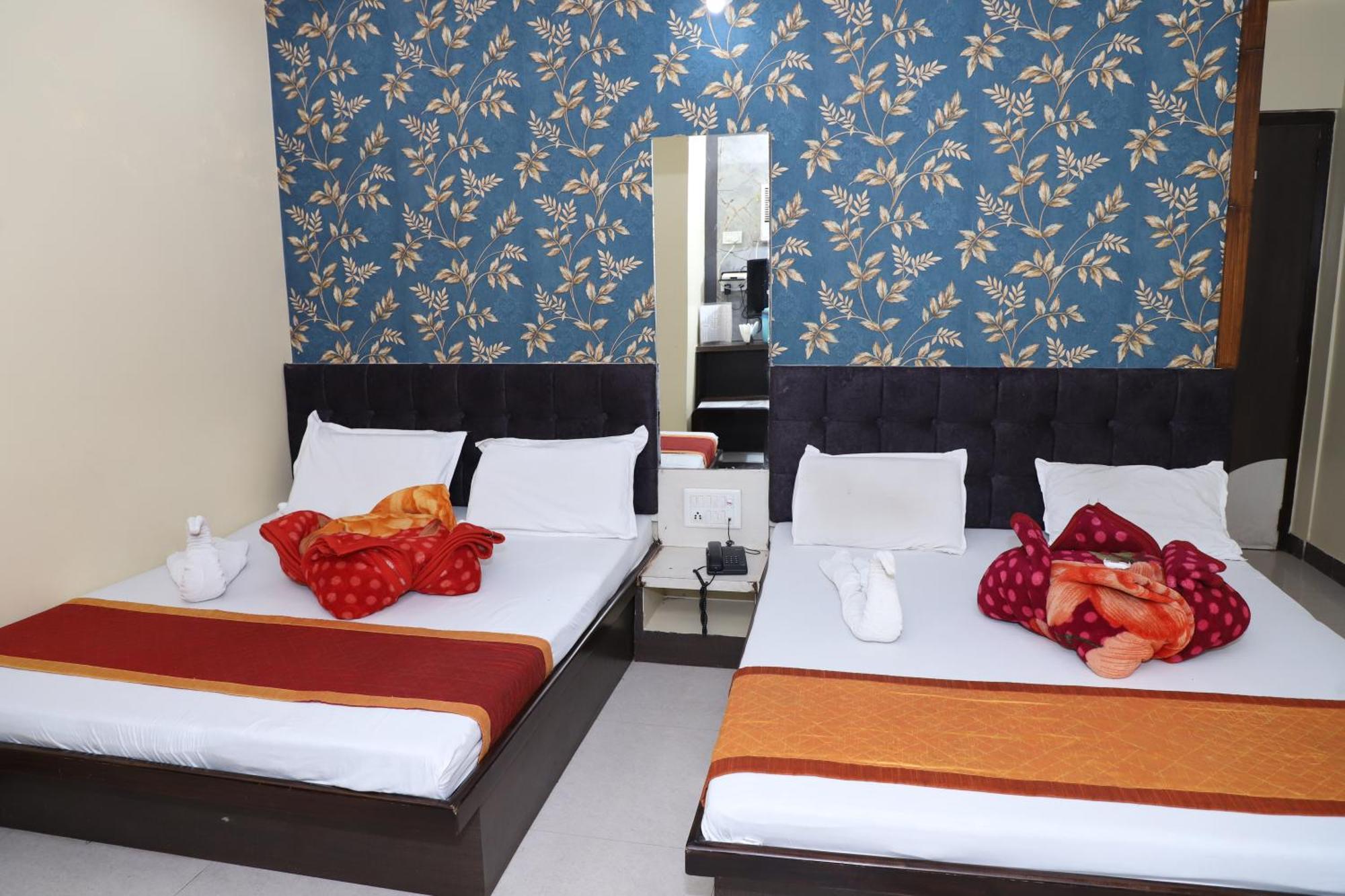 Hotel Mittal Inn Ajmer Ngoại thất bức ảnh